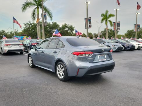 Used 2023 Toyota Corolla LE FWD image 8