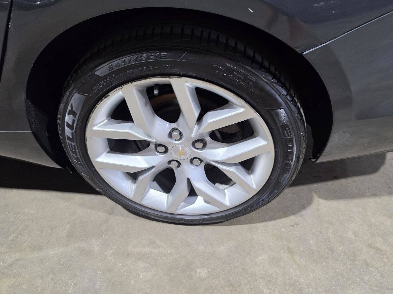 Used 2018 Chevrolet Impala Premier FWD image 22