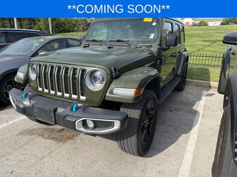 Used 2023 Jeep Wrangler Unlimited Sahara w/ Cold Weather Group AWD/4WD image 1