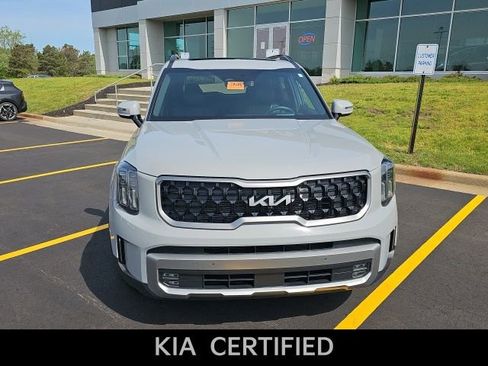 Used 2023 Kia Telluride SX Prestige X-Pro AWD/4WD image 2