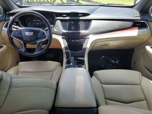 Used 2018 Cadillac XT5 Premium Luxury image 19