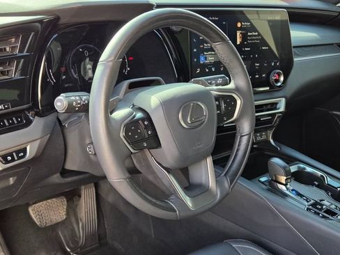 Used 2024 Lexus RX 350 Premium Plus w/ Convenience Package AWD/4WD image 18