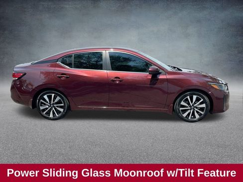 Used 2024 Nissan Sentra SV w/ SV Premium Package image 18