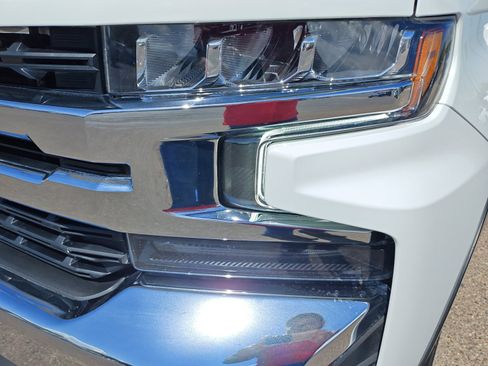 Used 2021 Chevrolet Silverado 1500 LT w/ Bed Protection Package AWD/4WD image 9