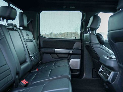 Used 2025 Ford F250 Platinum image 18