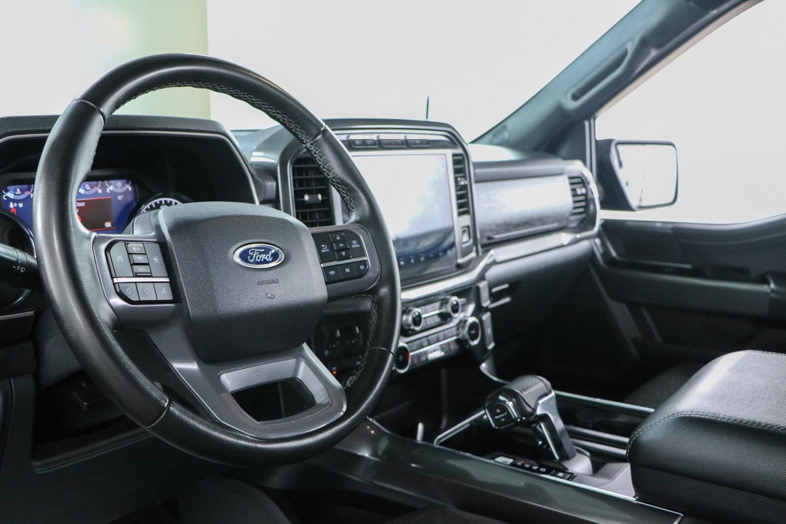Used 2023 Ford F150 XLT w/ Equipment Group 302A High AWD/4WD image 26