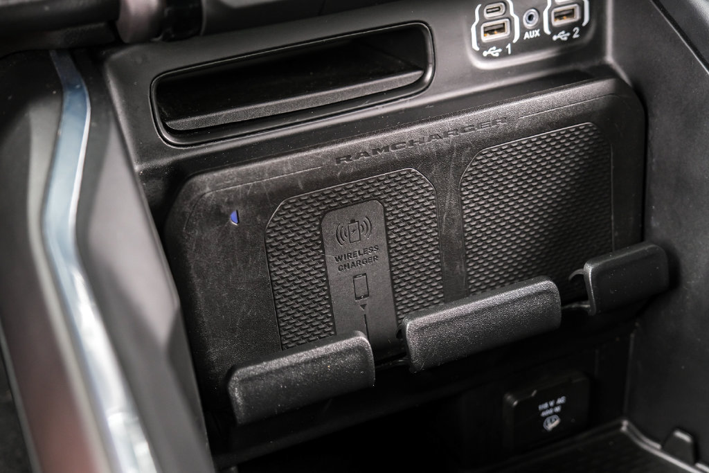 Used 2023 RAM 1500 Laramie AWD/4WD image 36