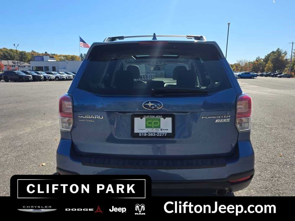 Used 2018 Subaru Forester 2.5i Premium w/ All-Weather Package AWD/4WD image 5
