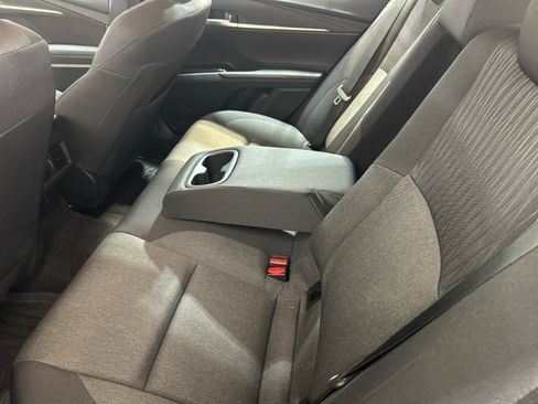 Certified 2025 Toyota Camry LE image 5