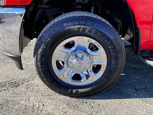 Used 2024 RAM 2500 Big Horn w/ Bed Utility Group image 8