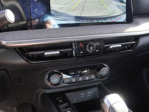 New 2026 Nissan Kicks SV image 13