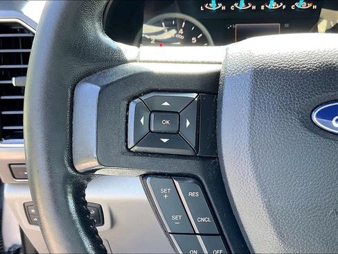 Used 2019 Ford F150 XLT w/ Equipment Group 302A Luxury AWD/4WD image 13