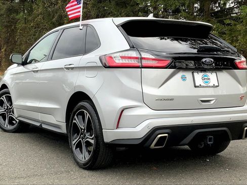 Used 2019 Ford Edge ST w/ Cold Weather Package image 11