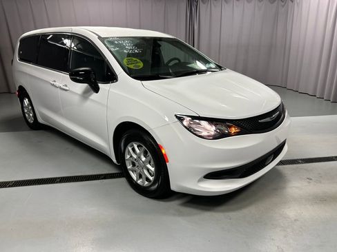 New 2026 Chrysler Voyager LX image 1