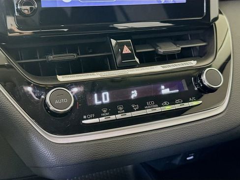 Certified 2023 Toyota Corolla LE w/ Carpet Mat Package (TMS) FWD image 17