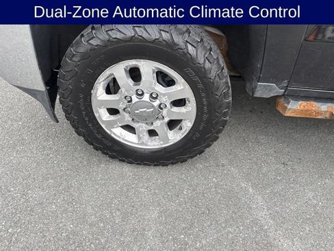 Used 2015 Chevrolet Silverado 2500 LT w/ LT Convenience Package AWD/4WD image 15