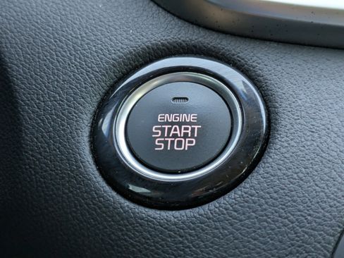 Used 2017 Kia Sorento EX image 27