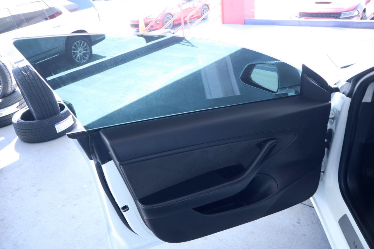 Used 2018 Tesla Model 3 Long Range AWD/4WD image 12