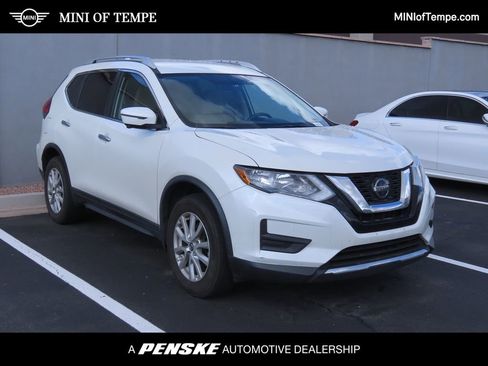 Used 2018 Nissan Rogue SV w/ Premium Package image 1