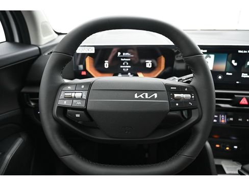 New 2026 Kia Sportage EX image 19