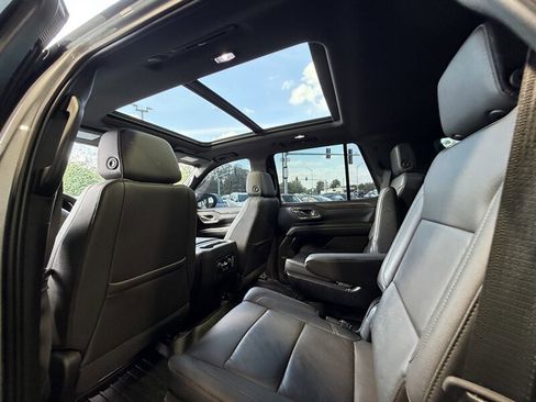 Used 2021 Chevrolet Tahoe LT w/ LT Signature Package AWD/4WD image 13