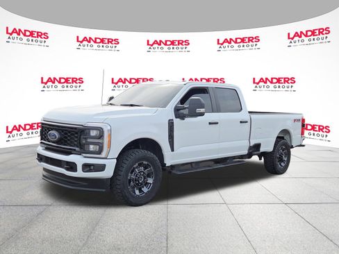 Used 2023 Ford F250 XL w/ STX Appearance Package image 7