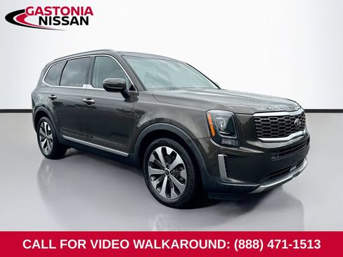 Used 2020 Kia Telluride S w/ S 8 Passenger Seating Package FWD image 1