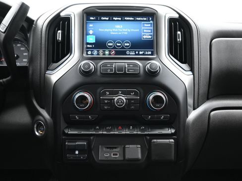 Used 2021 Chevrolet Silverado 1500 LT w/ Texas Edition Plus RWD image 17