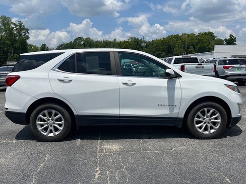 Used 2021 Chevrolet Equinox LT FWD image 2