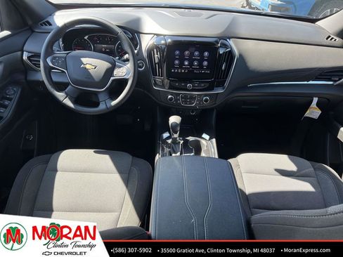 Certified 2023 Chevrolet Traverse LT FWD image 15