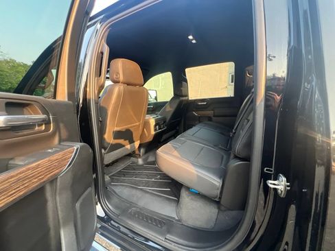 Used 2020 Chevrolet Silverado 2500 High Country w/ Z71 Off-Road Package AWD/4WD image 16