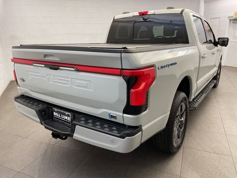 Used 2023 Ford F150 Lightning Lariat image 5
