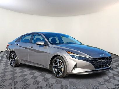 Used 2023 Hyundai Elantra SEL