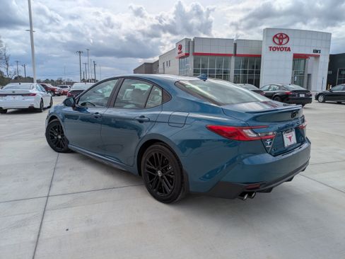 New 2026 Toyota Camry SE image 5