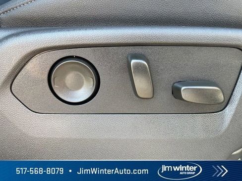 Used 2026 GMC Sierra 1500 SLT AWD/4WD image 14