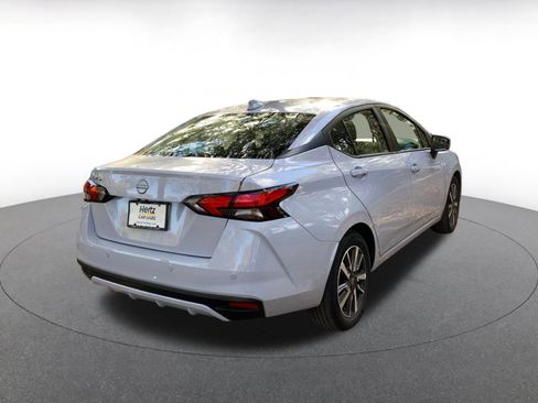 Used 2025 Nissan Versa SV image 7