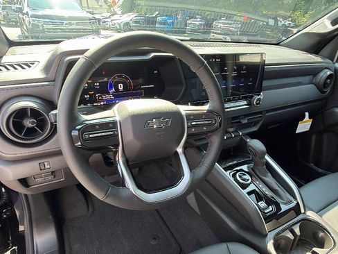 New 2026 Chevrolet Colorado Trail Boss AWD/4WD image 3