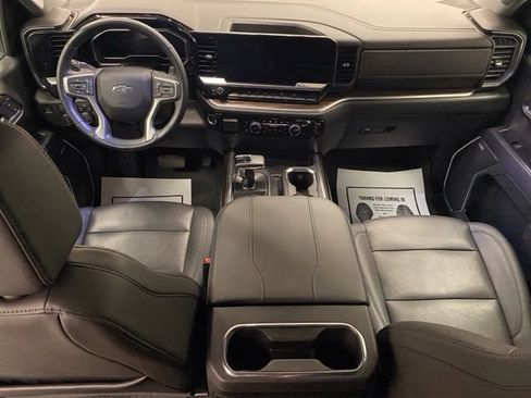 Used 2024 Chevrolet Silverado 1500 RST AWD/4WD image 34