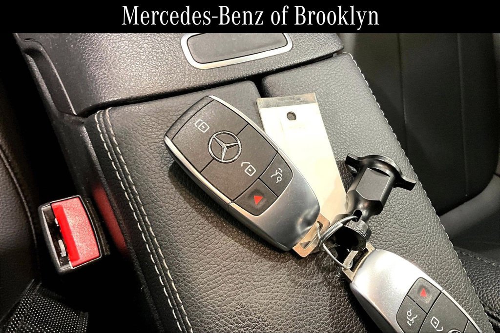 Certified 2022 Mercedes-Benz GLA 250 4MATIC image 13