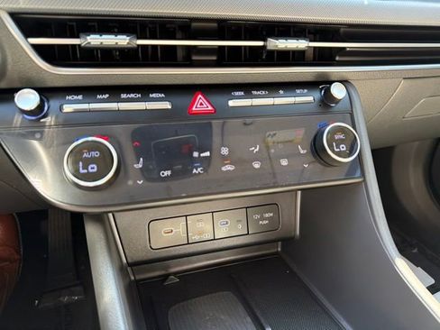 Used 2024 Hyundai Sonata SEL w/ Convenience Package FWD image 23