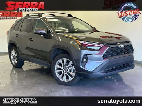 Used 2025 Toyota RAV4 XLE Premium FWD image 1