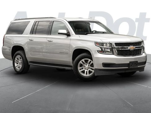 Used 2019 Chevrolet Suburban LT RWD image 1