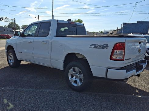 Used 2022 RAM 1500 Big Horn AWD/4WD image 4