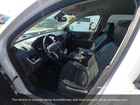 Used 2022 GMC Terrain SLT FWD image 11