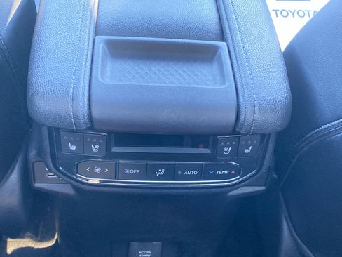 Used 2024 Toyota Grand Highlander AWD Hybrid image 24