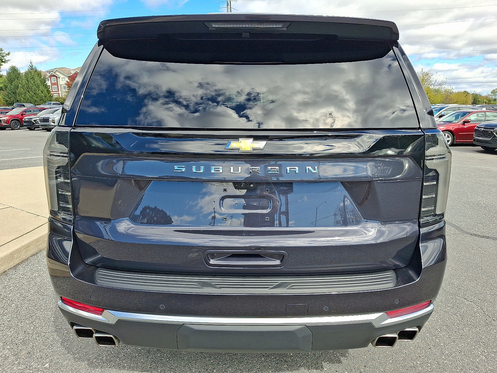 Certified 2026 Chevrolet Suburban High Country AWD/4WD image 6