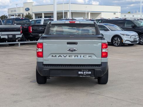 Used 2023 Ford Maverick XL image 5