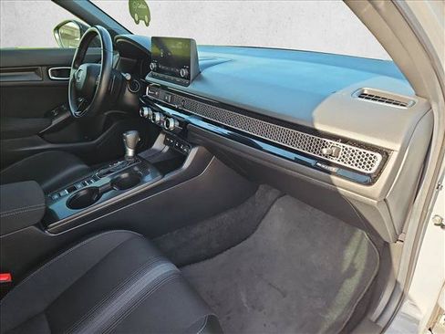 Used 2025 Honda Civic Sport image 20