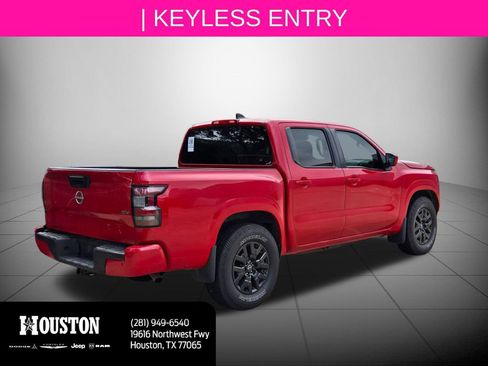 Used 2022 Nissan Frontier SV RWD image 4