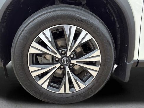 Certified 2023 Nissan Rogue SV AWD/4WD image 24